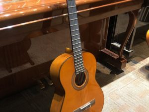 Đàn guitar classic Yamaha C-80