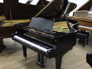 Grand Piano Yamaha G5E