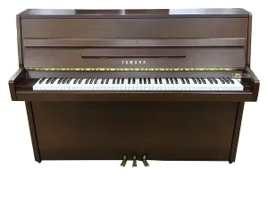 PIANO YAMAHA M108