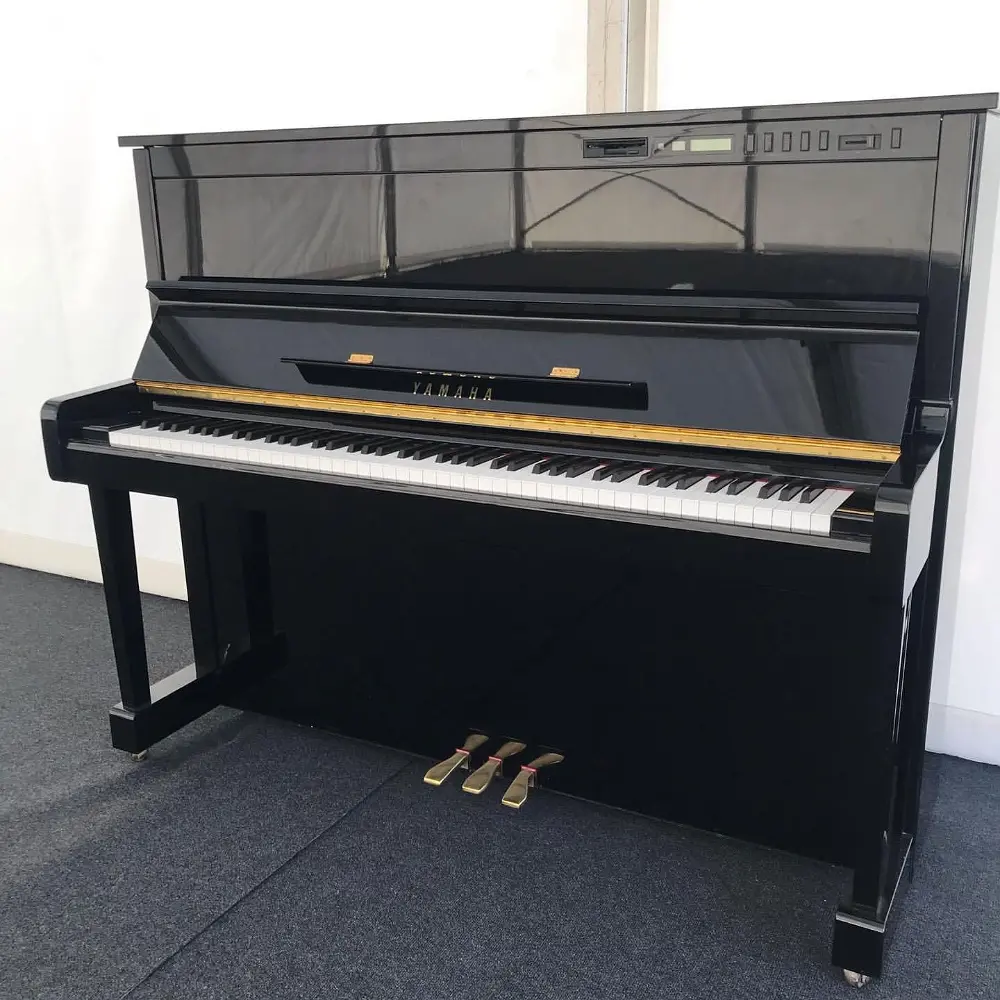 PIANO YAMAHA MX100