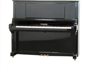PIANO YAMAHA UX5