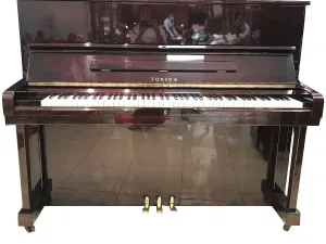 Piano Miki TU1