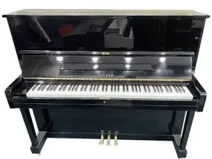 Alternative view of Piano Victor V31