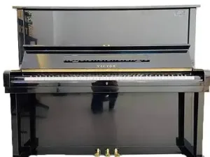 Piano Victor V7