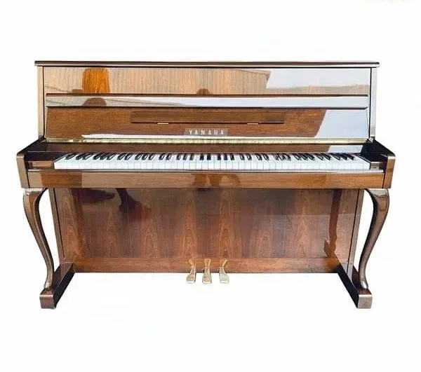 Piano Yamaha L102