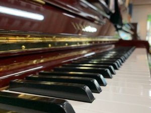 Alternative view of Piano Yamaha U30BiC