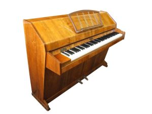 Piano Eavestaff 200
